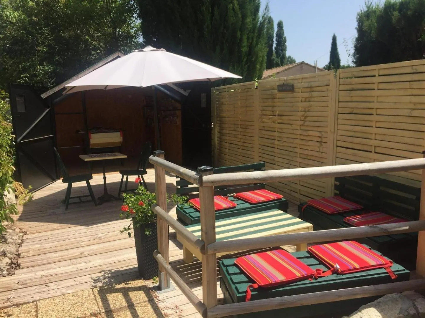 La Cigale Bleue A Callian France